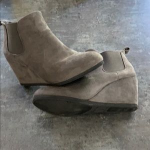 Gray Fall/Winter Ankle Booties